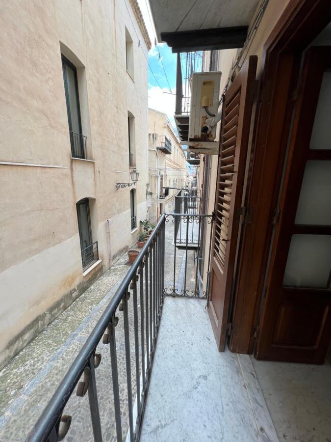 John'S House Apartment Cefalu Exterior photo